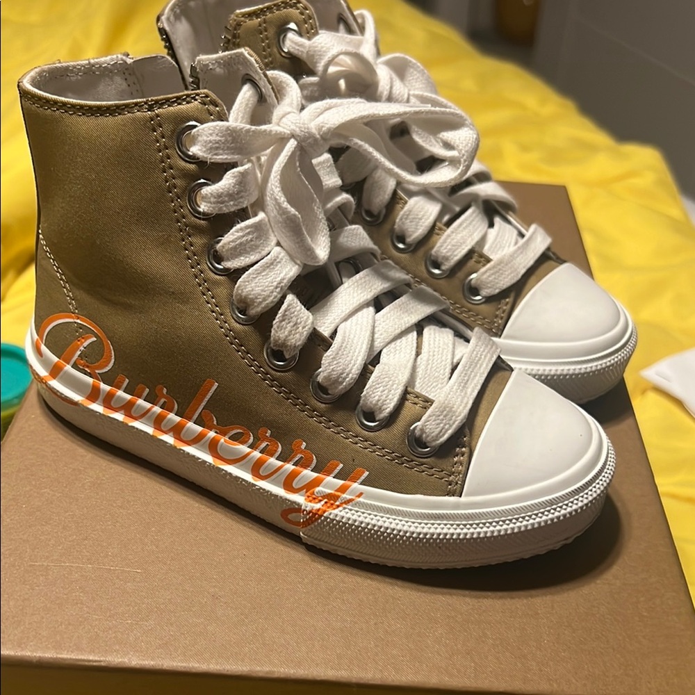 Burberry Kids High-Top Sneakers - Tan and White
